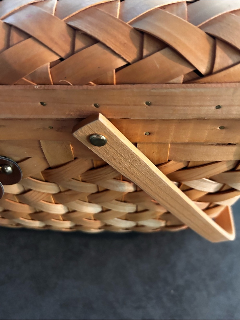 Vintage Picnic Basket With Dinnerware Service for 6 - Picture 10 of 16